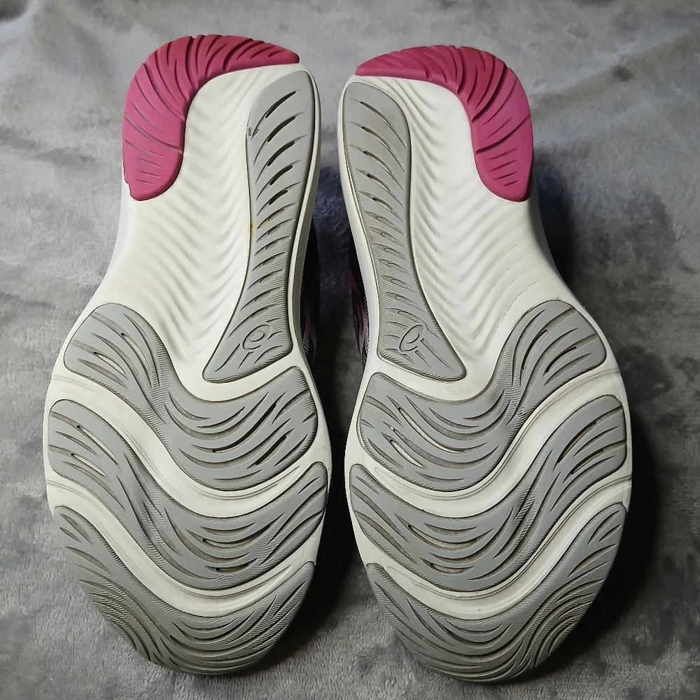 Oasis Women's Athletic‎ Shoes - Gray and Pink